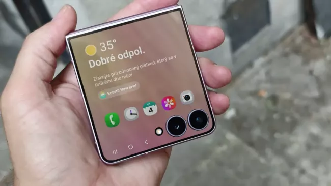 Samsung Galaxy Z Flip8