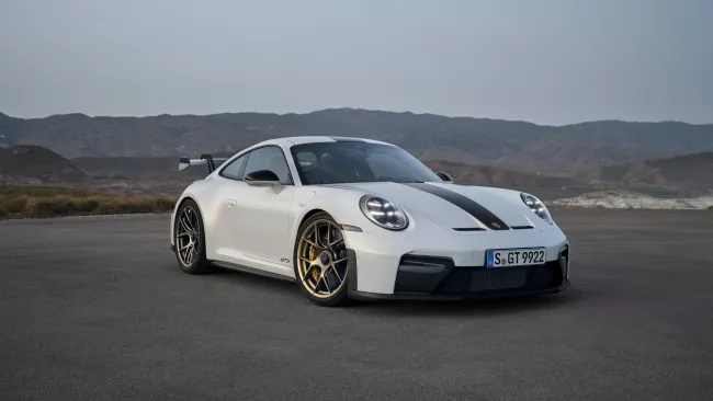 Nové generace modelu Porsche 911 GT3 mají být analagové a spoléhat na fyzická tlačítka.