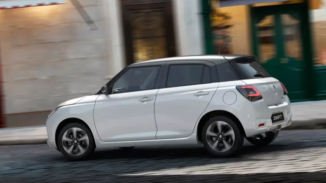 Model Suzuki Swift z roku 2026 má fyzické tlačítko pro vypnutí upozorňování na rychlost.