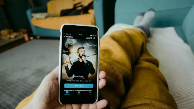 Sledování televize na mobilním telefonu