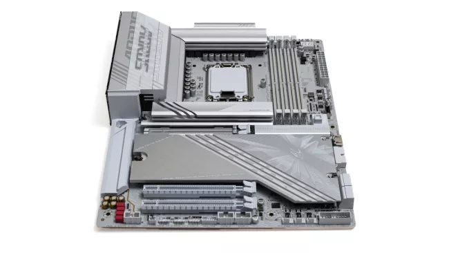 GIGABYTE 