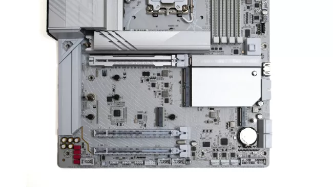 GIGABYTE 