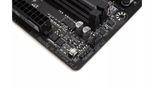 GIGABYTE 
