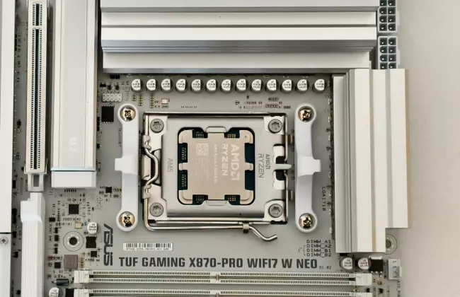 AMD Ryzen 7 9850X3D