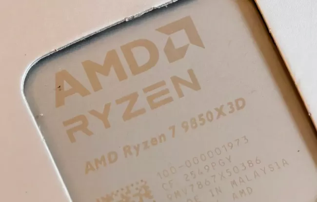 AMD Ryzen 7 9850X3D