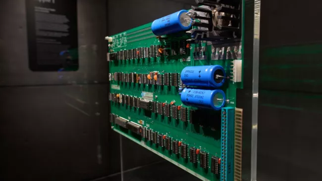 Apple-1