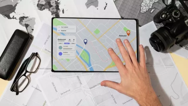 Ilustrace mapového prostředí na tabletu