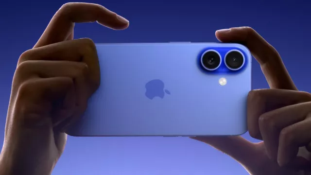 Apple tlačítko spouště na iPhonu 16