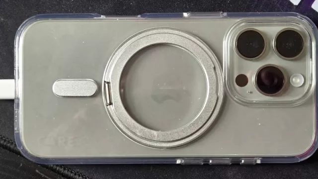 PanzerGlass Care MagSafe KickStand