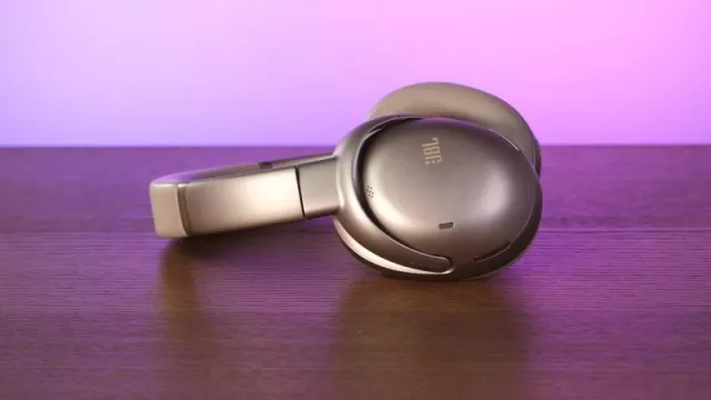 JBL Tour One M3