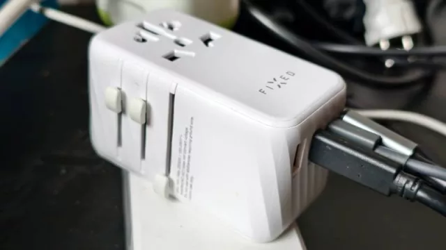 Cestovní napájecí adaptér Fixed Voyager Travel GaN PD 120W 