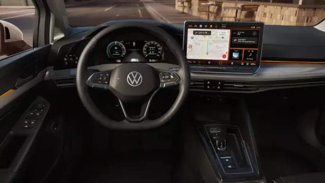 Palubní deska VW Golf GTI