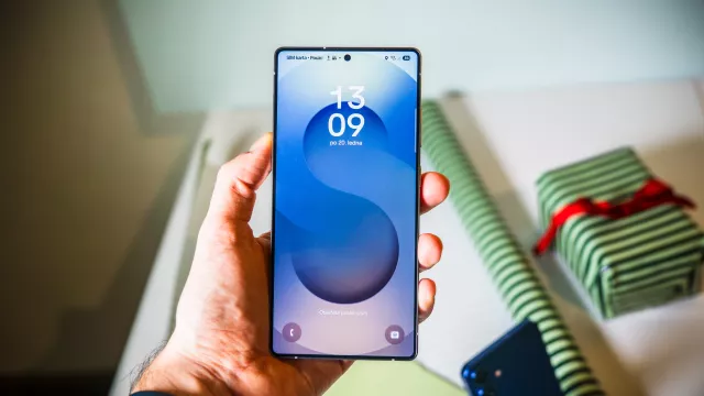 Telefon Samsung Galaxy S25