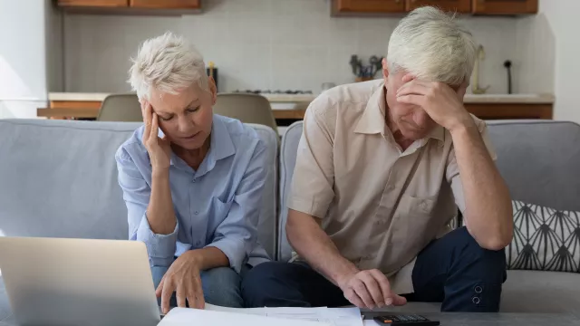 finanční podvod, senioři