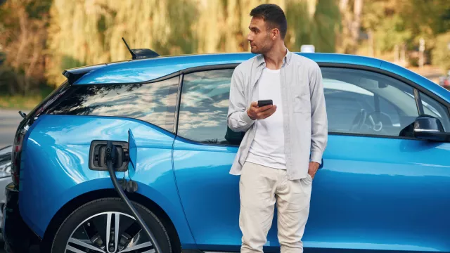 Elektromobil, nabíjení