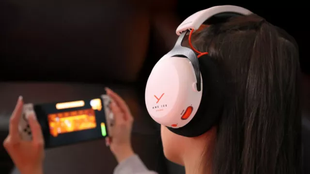 Srovnávací test 17 bezdrátových headsetů