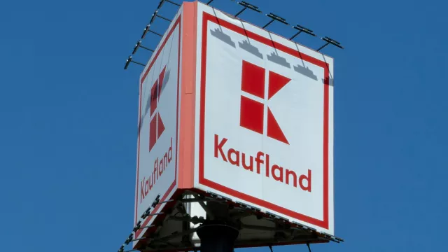 Objednejte si lahůdky už u vchodu. Kaufland v Německu testuje novou službu