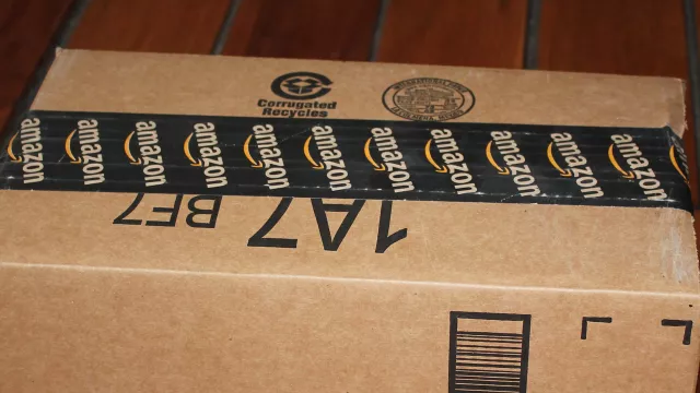 Zásilka od Amazonu