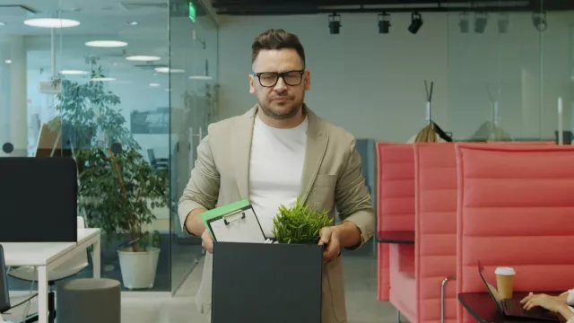 propouštění kalcelář