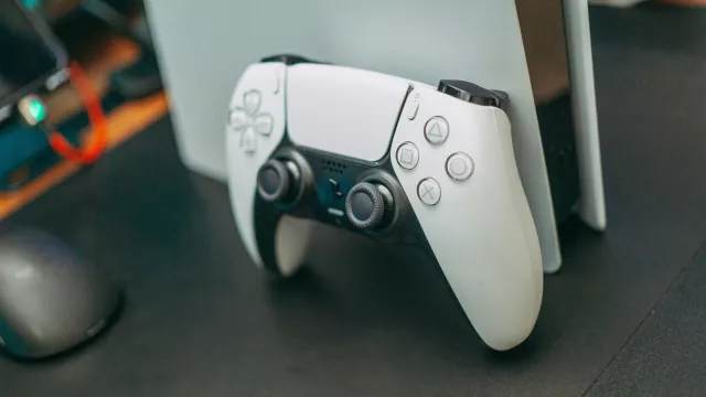 Herní konzole PlayStation 5 (ilustrační foto)