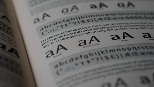 Decoy Font je speciální písmo, které umělá inteligence nedokáže správně rozluštit.